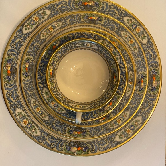 5 piece Vintage Lenox Autumn China Set - Picture 3 of 4